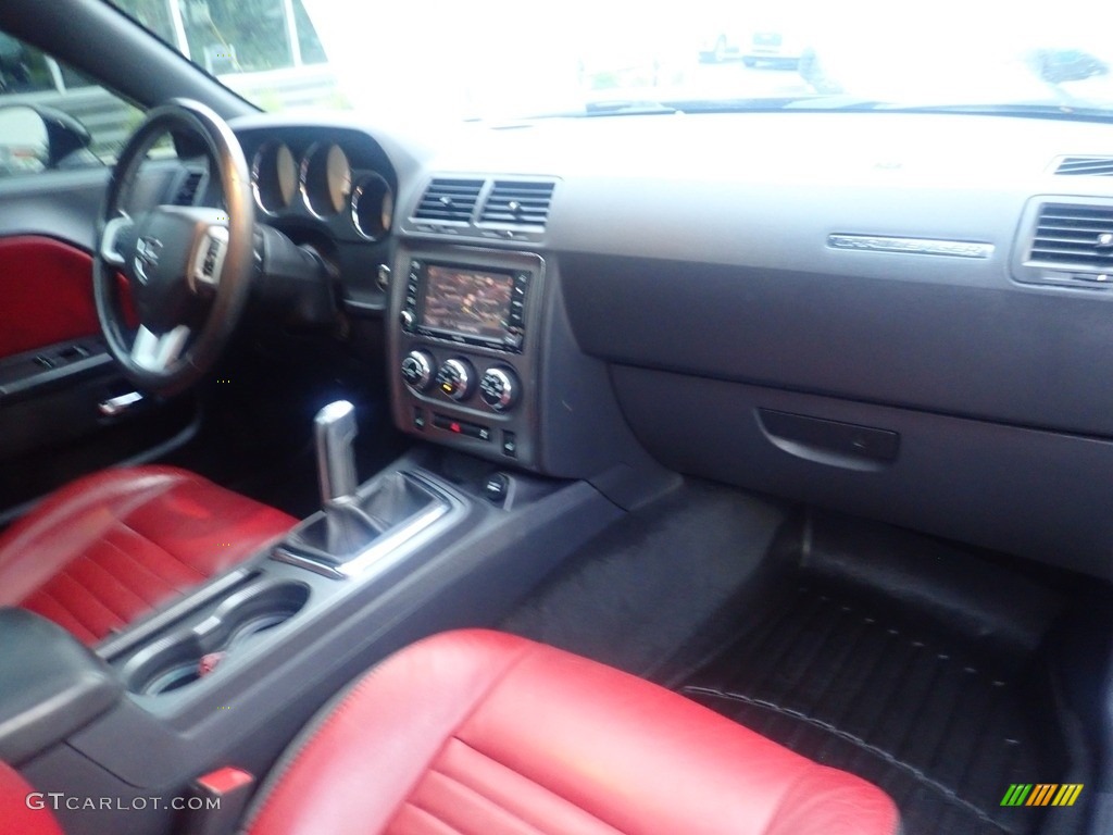 2014 Challenger R/T - Black / Dark Slate Gray/Radar Red photo #13