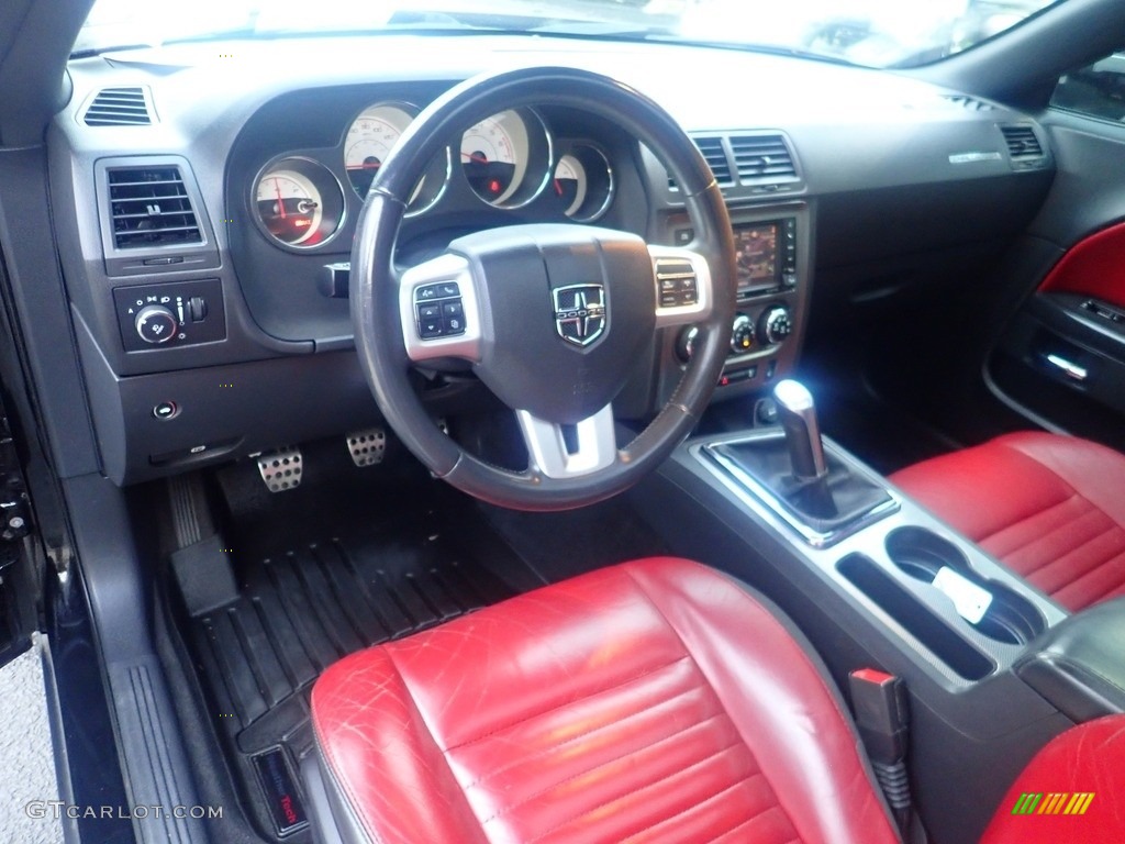 2014 Challenger R/T - Black / Dark Slate Gray/Radar Red photo #21