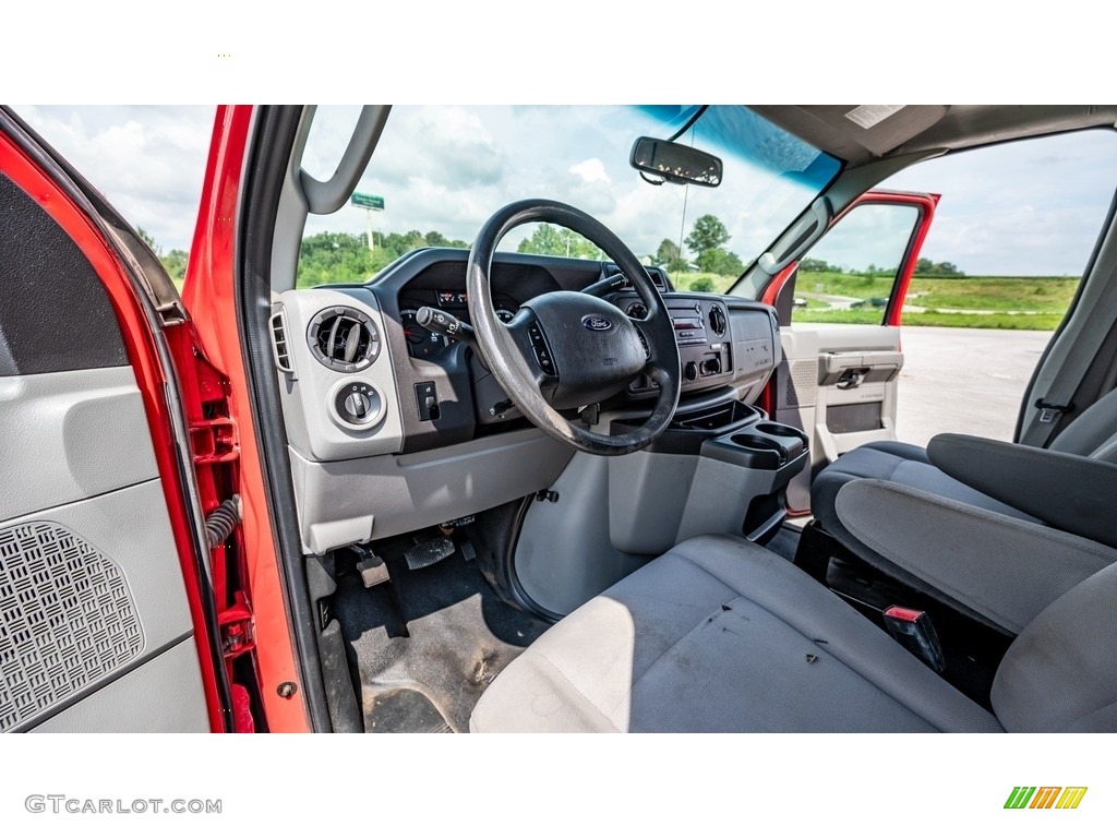 2014 E-Series Van E350 Cargo Van - Vermillion Red / Medium Flint photo #19