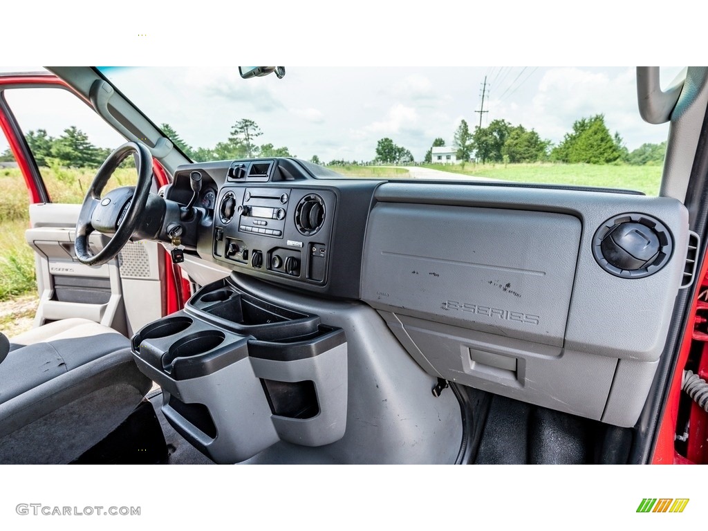 2014 E-Series Van E350 Cargo Van - Vermillion Red / Medium Flint photo #24
