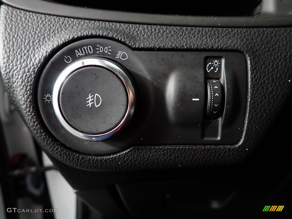 2019 Buick Envision Essence Controls Photo #146425950
