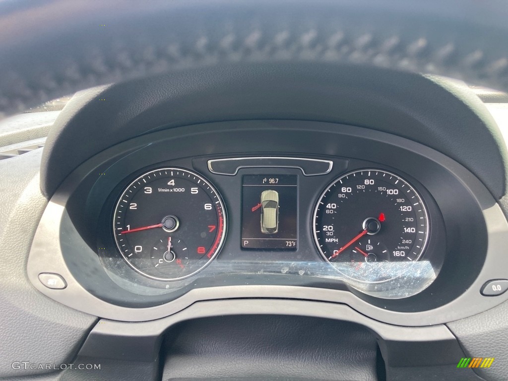 2016 Audi Q3 2.0 TSFI Prestige Gauges Photos