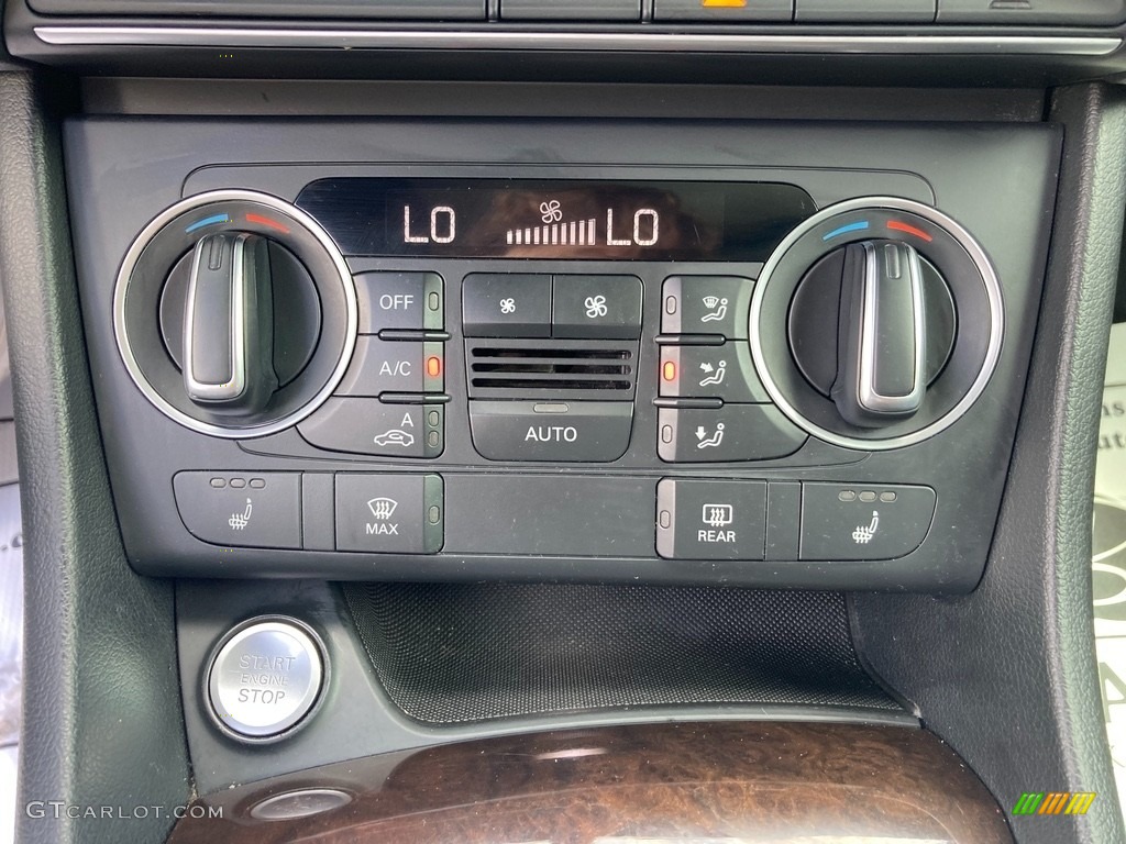 2016 Audi Q3 2.0 TSFI Prestige Controls Photo #146427392