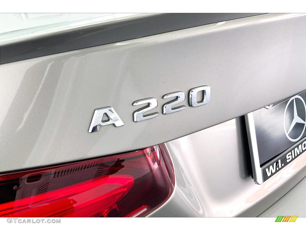 2020 A 220 Sedan - Mojave Silver Metallic / Macchiato Beige photo #31