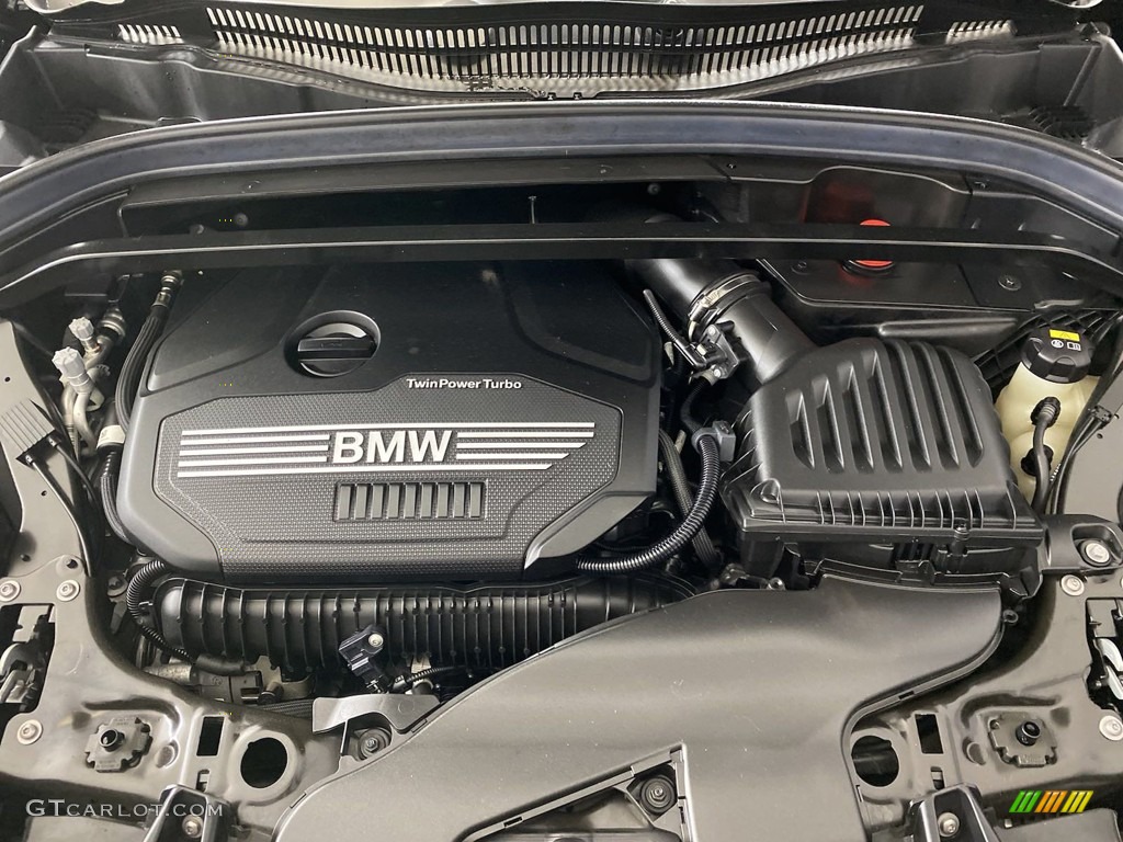2020 BMW X2 sDrive28i Engine Photos