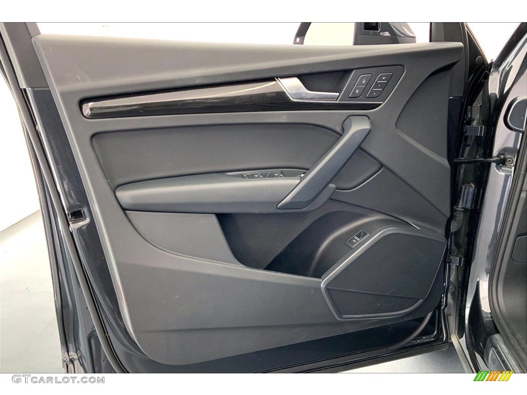 2020 Audi Q5 Premium quattro Black Door Panel Photo #146428148