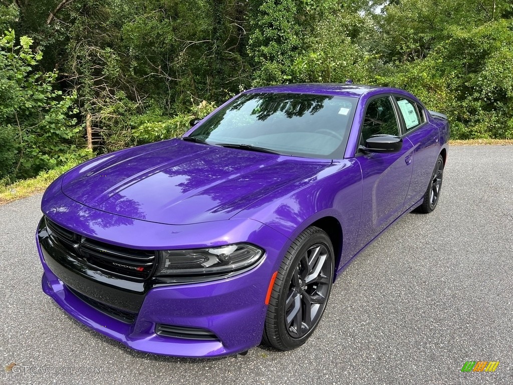 2023 Charger SXT Blacktop - Plum Crazy Pearl / Black photo #2