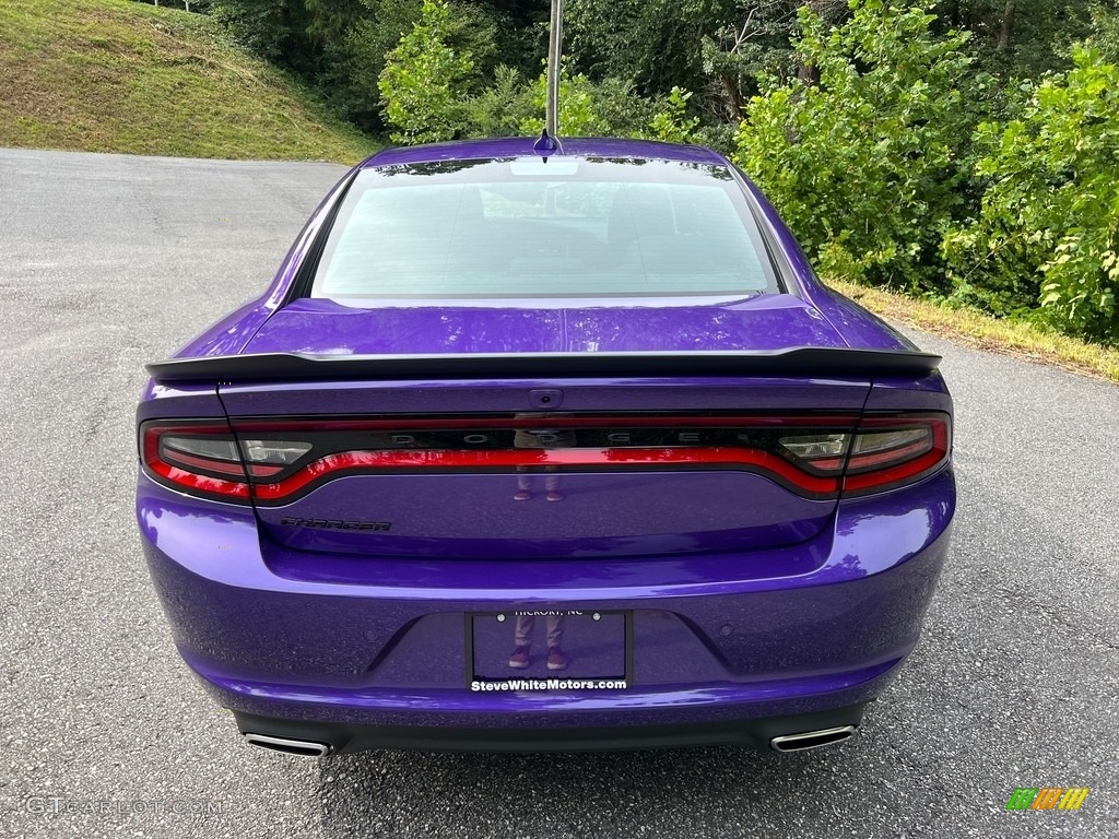 2023 Charger SXT Blacktop - Plum Crazy Pearl / Black photo #7
