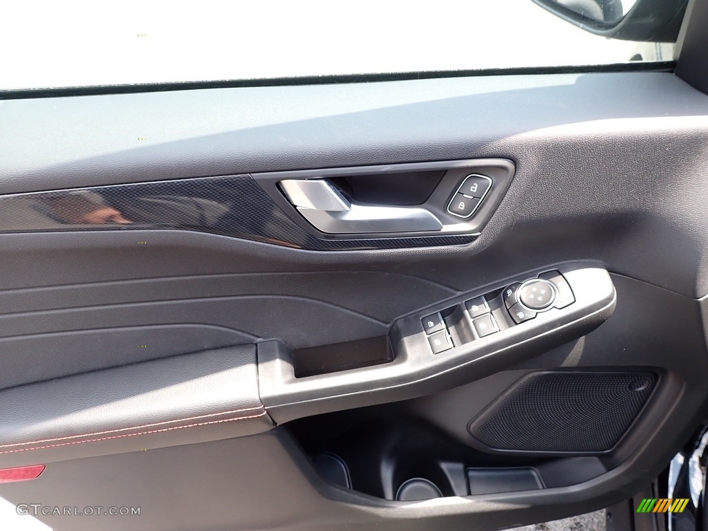 2023 Ford Escape ST-Line AWD Ebony Door Panel Photo #146428691