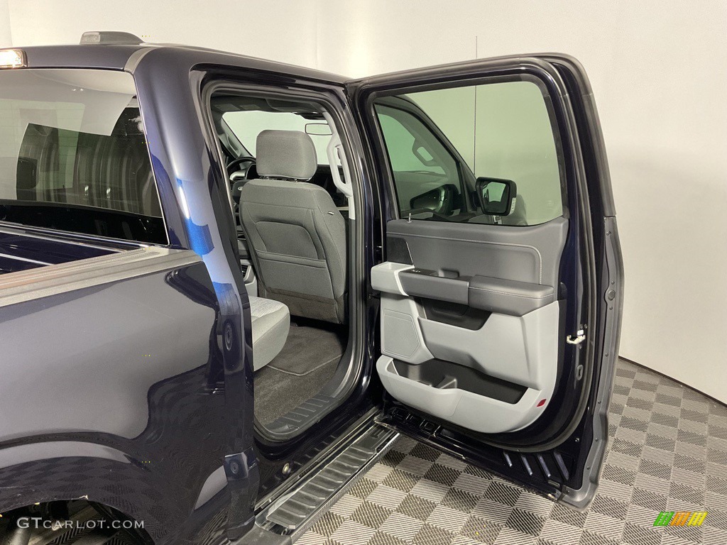2021 F150 XLT SuperCrew 4x4 - Antimatter Blue / Medium Dark Slate photo #31