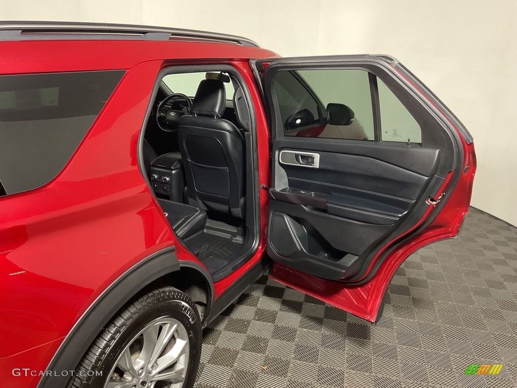 2020 Explorer XLT 4WD - Rapid Red Metallic / Ebony photo #32
