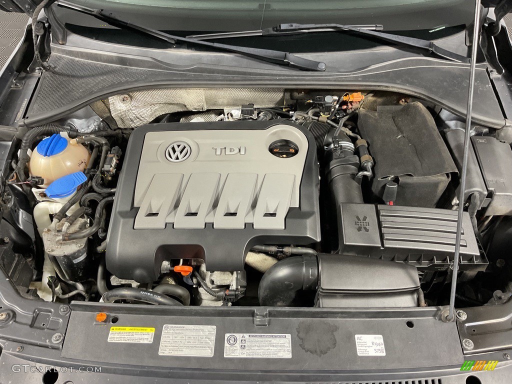 2013 Volkswagen Passat TDI SEL Engine Photos