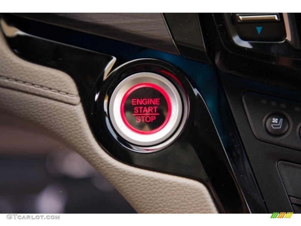 2023 Honda Odyssey Elite Controls Photos