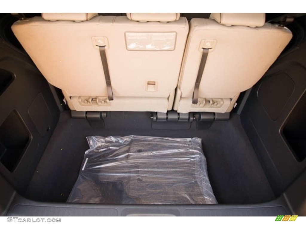 2023 Honda Odyssey Elite Trunk Photos