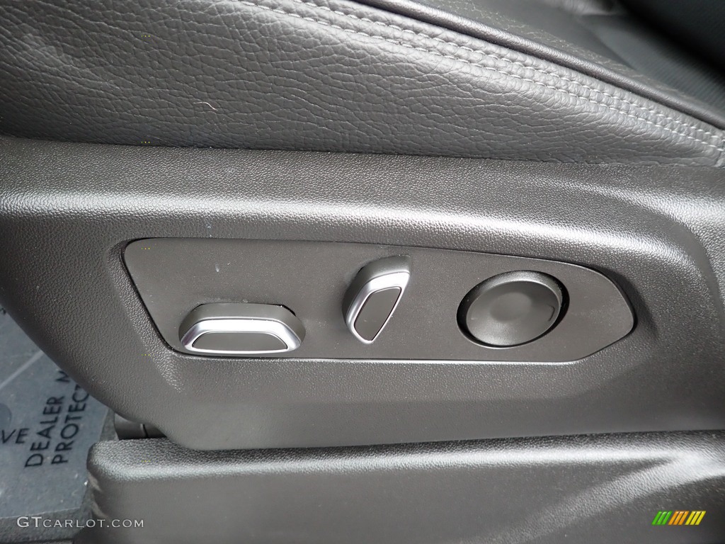 2022 GMC Yukon Denali 4WD Front Seat Photo #146434424