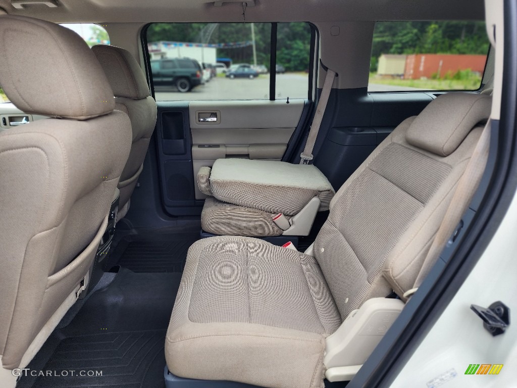 2009 Ford Flex SE Rear Seat Photo #146434672