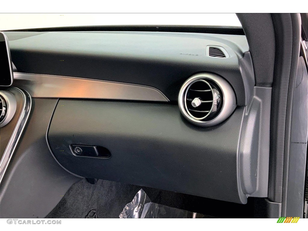 2020 C 300 Sedan - Black / Black photo #16