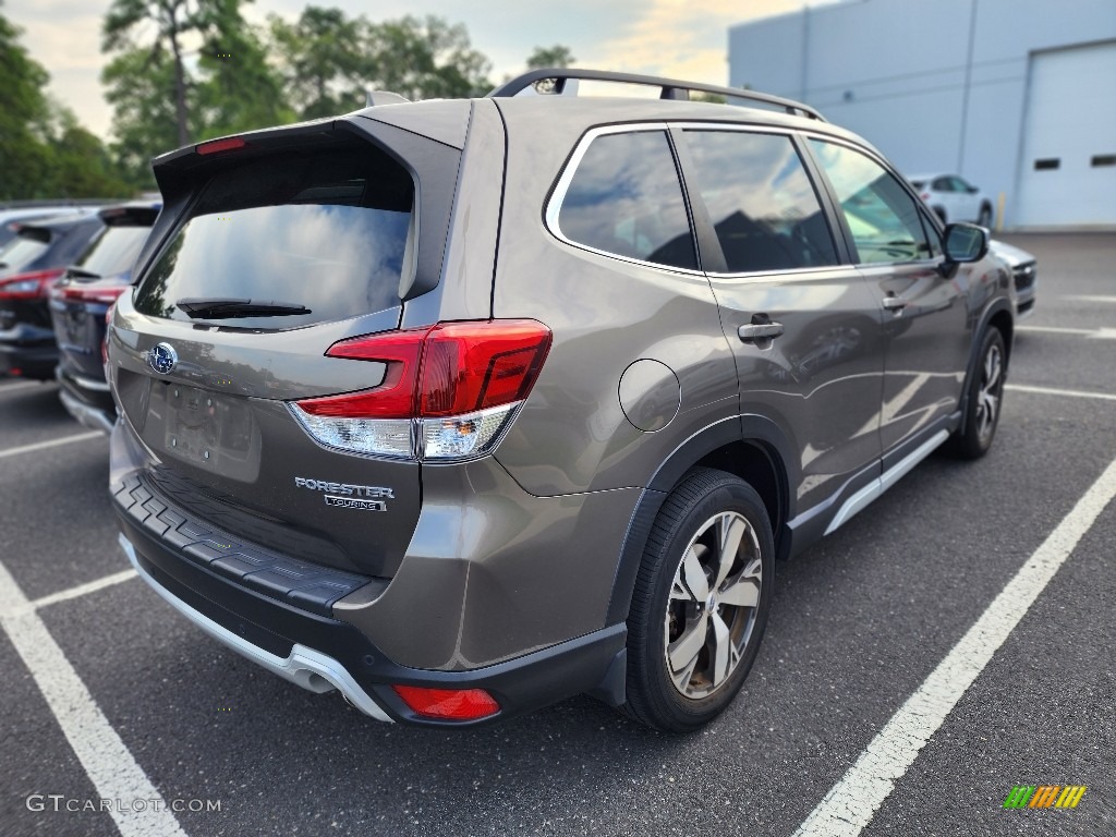 2020 Forester 2.5i Touring - Sepia Bronze Metallic / Black photo #3
