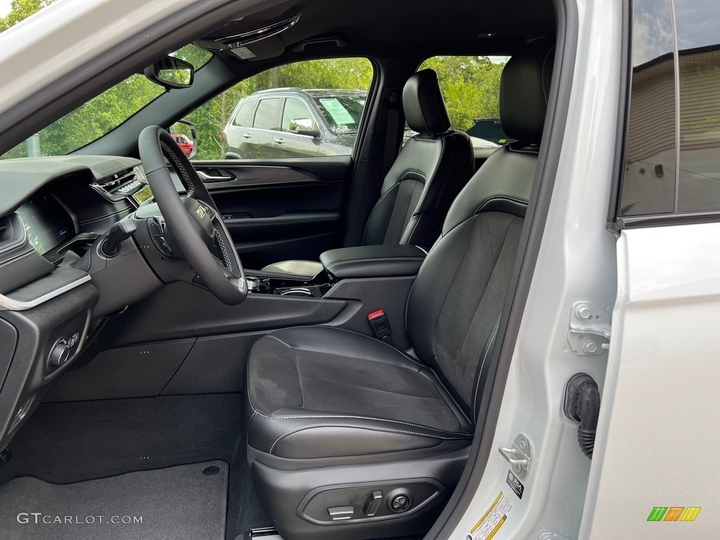 2023 Jeep Grand Cherokee L Altitude 4x4 Front Seat Photos