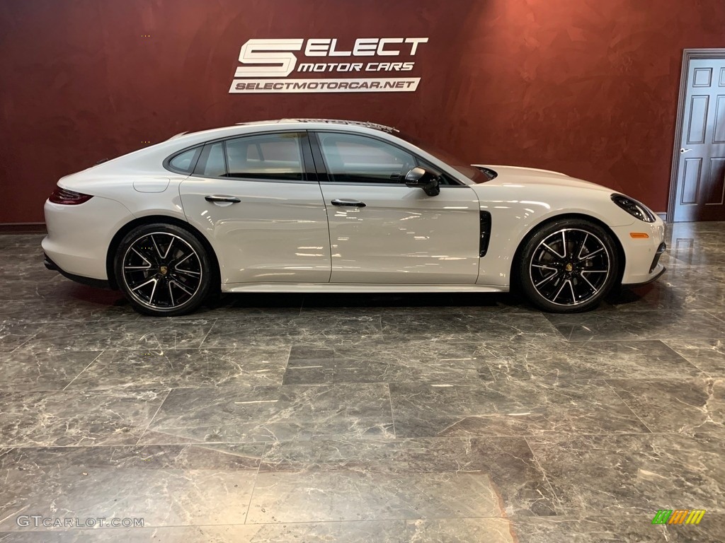 2019 Porsche Panamera 4 Exterior Photos