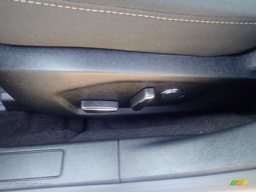 2020 Fusion SE AWD - Iconic Silver / Ebony photo #23