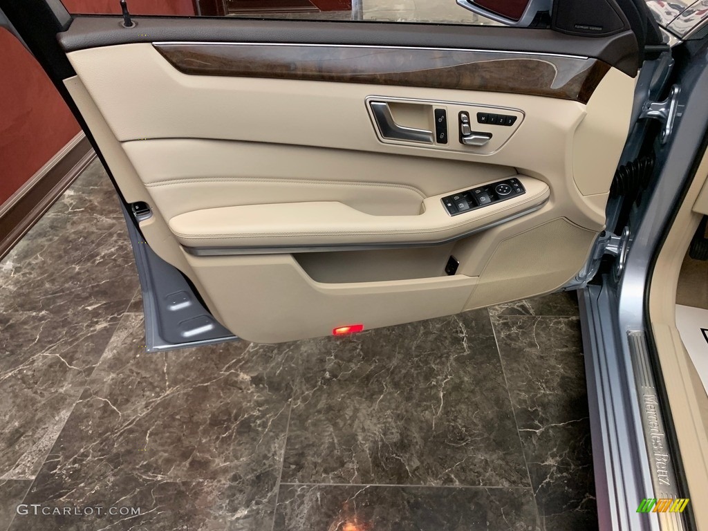 2016 Mercedes-Benz E 350 4Matic Sedan Silk Beige/Espresso Brown Door Panel Photo #146437913