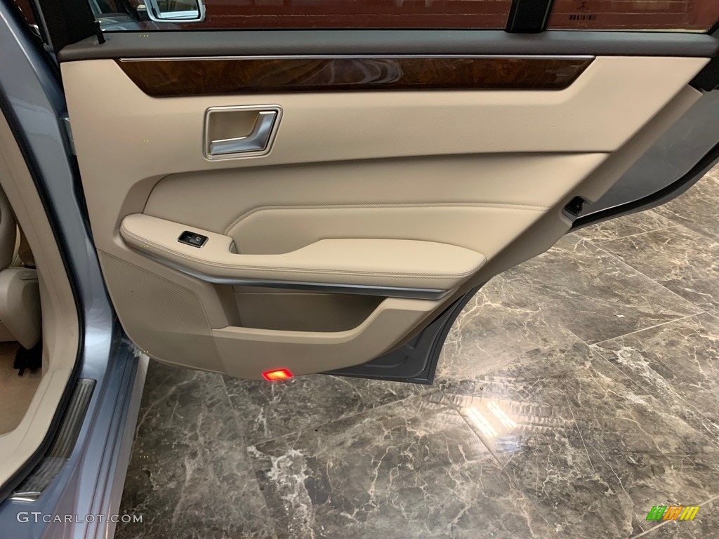 2016 Mercedes-Benz E 350 4Matic Sedan Door Panel Photos