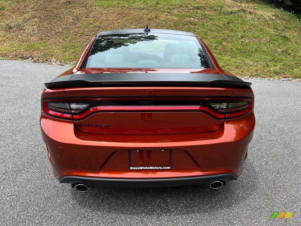 2020 Charger Daytona - Sinamon Stick / Black photo #7