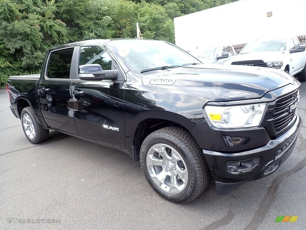 Diamond Black Crystal Pearl 2020 Ram 1500 Big Horn Crew Cab 4x4 Exterior Photo #146438969