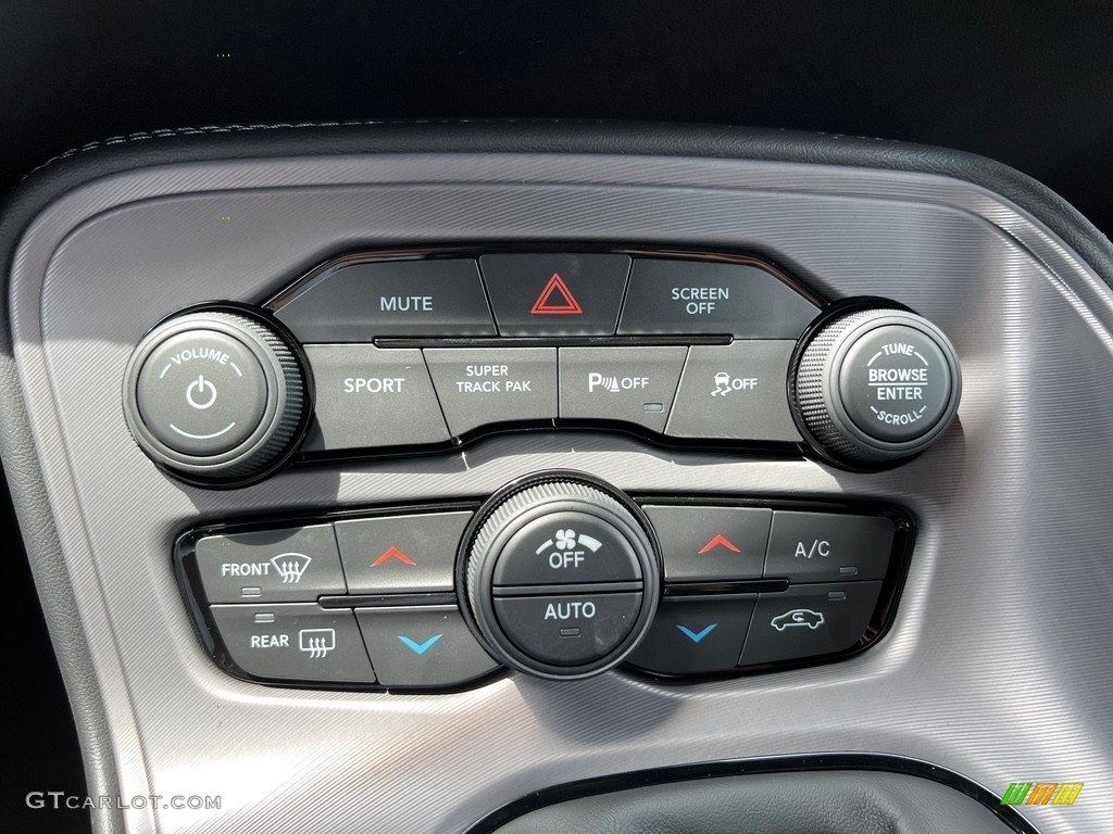 2023 Dodge Challenger R/T Plus Controls Photo #146439008