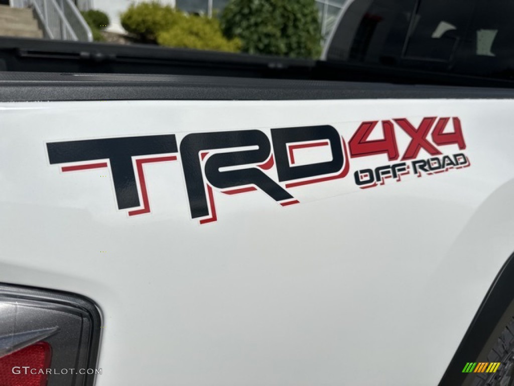 2023 Toyota Tacoma TRD Off Road Double Cab 4x4 Marks and Logos Photos
