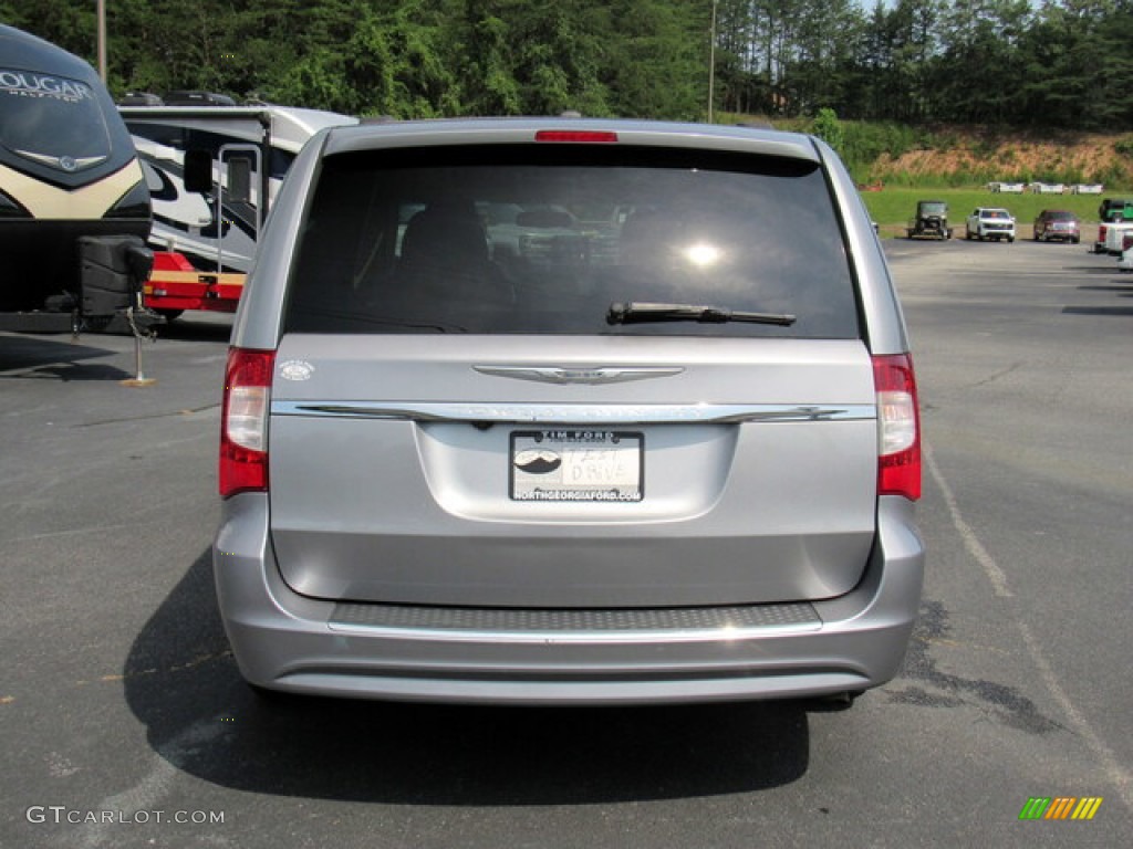 2013 Town & Country Touring - Billet Silver Metallic / Black/Light Graystone photo #5