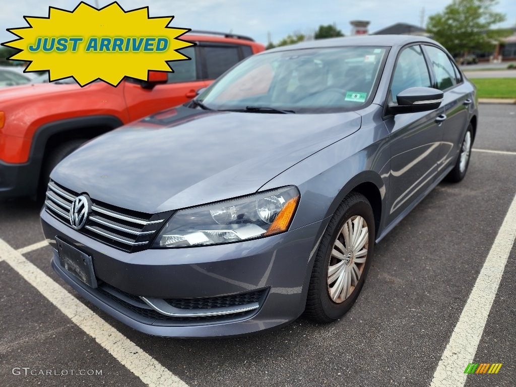 2014 Passat 1.8T S - Platinum Gray Metallic / Titan Black photo #1