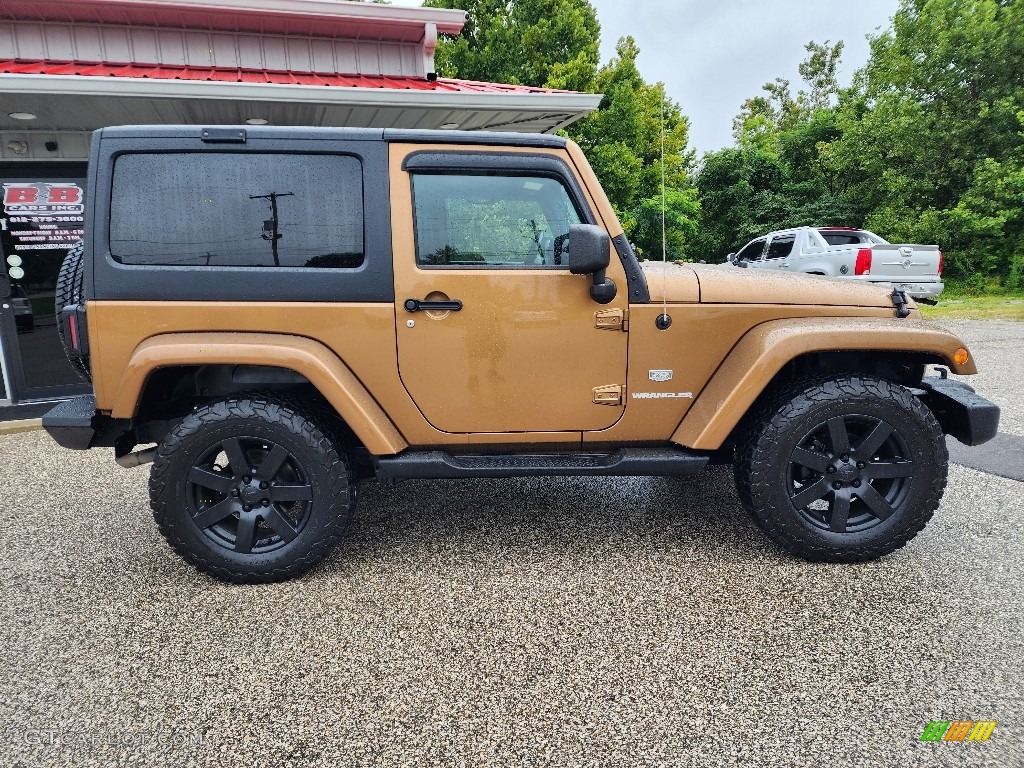 Bronze Star 2011 Jeep Wrangler Sahara 70th Anniversary 4x4 Exterior Photo #146444093