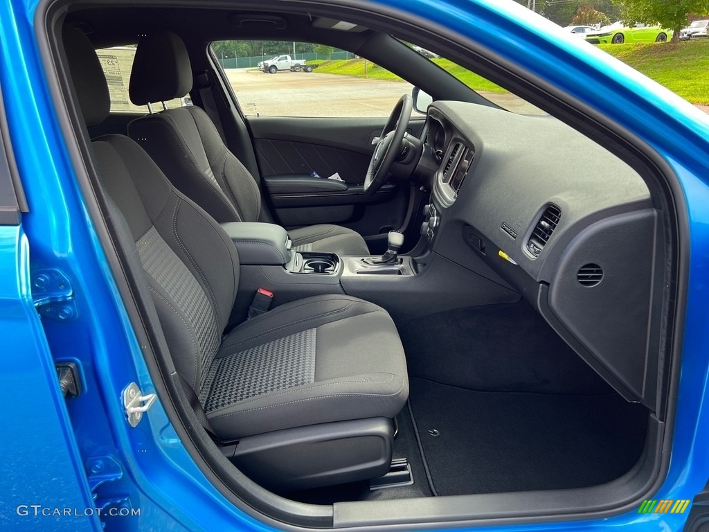 2023 Charger SXT - B5 Blue Pearl / Black photo #17