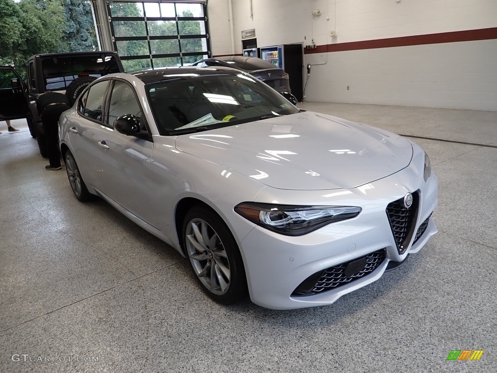 2024 Alfa Romeo Giulia Sprint AWD Exterior Photos