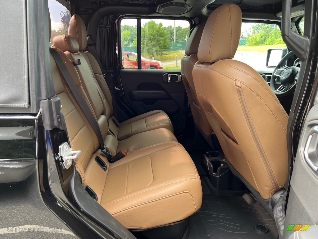 Dark Saddle/Black Interior 2023 Jeep Gladiator Overland 4x4 Photo #146444893