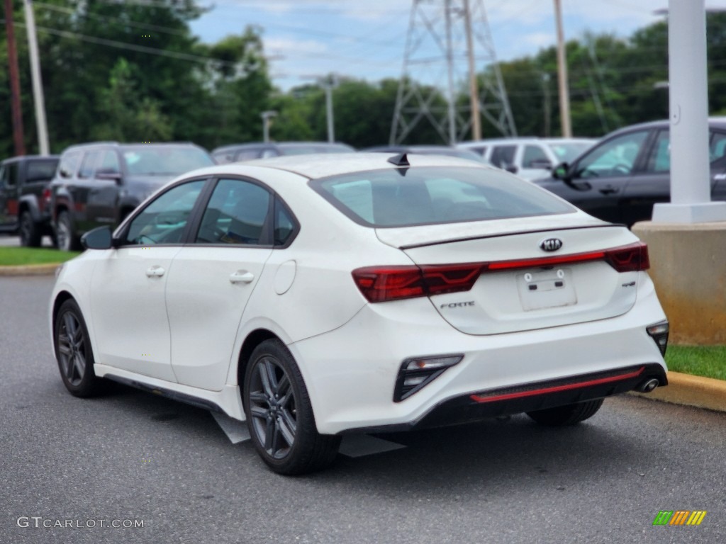 2021 Forte GT-Line - Clear White / Black photo #4