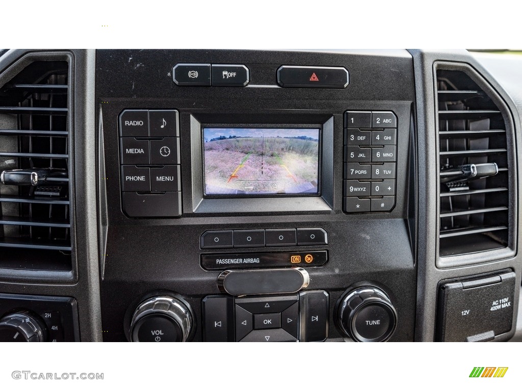 2019 F350 Super Duty XL Crew Cab 4x4 - Oxford White / Earth Gray photo #28