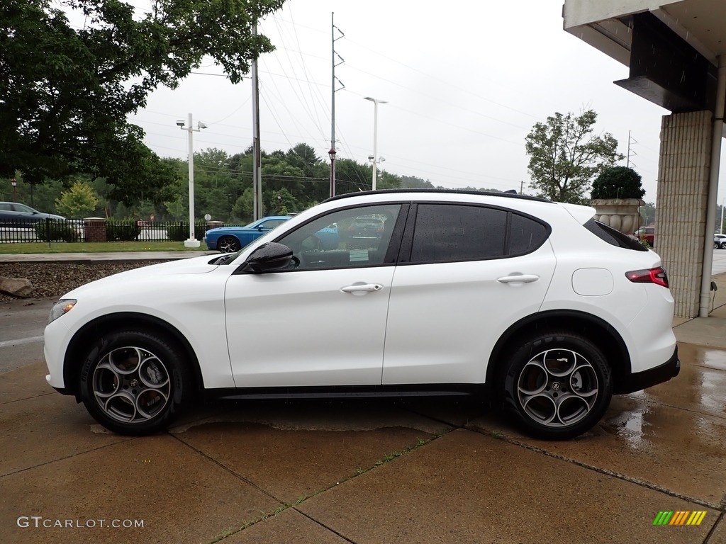 2024 Stelvio Sprint AWD - Alfa White / Black photo #2