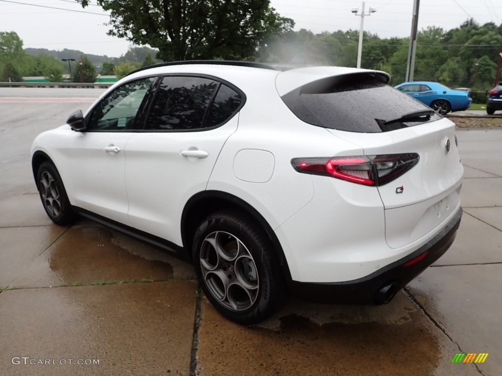 2024 Stelvio Sprint AWD - Alfa White / Black photo #3