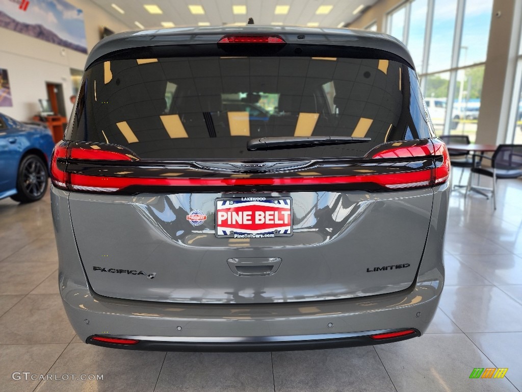 2023 Pacifica Limited - Ceramic Gray / Black photo #5