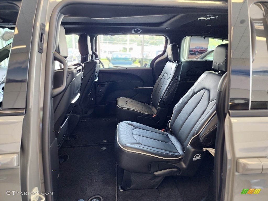 2023 Pacifica Limited - Ceramic Gray / Black photo #6