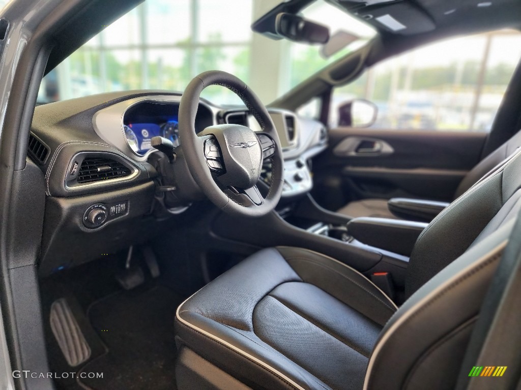 2023 Pacifica Limited - Ceramic Gray / Black photo #10