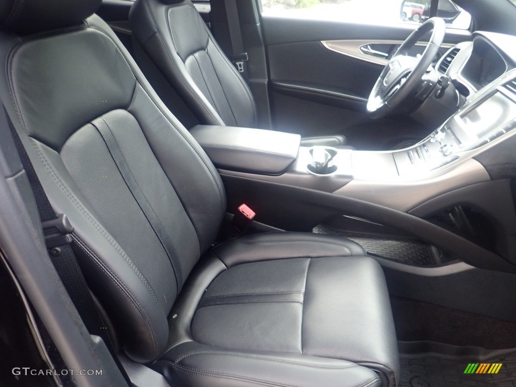 2020 Lincoln Nautilus Reserve AWD Front Seat Photo #146447582