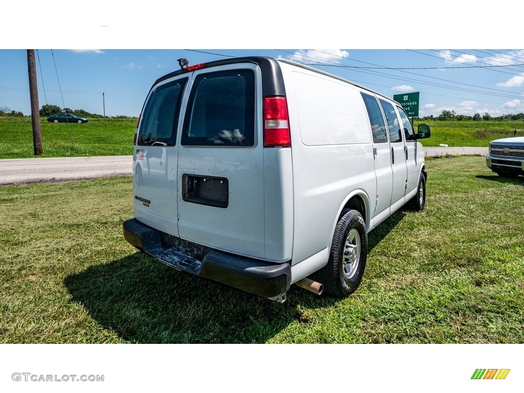 2015 Express 2500 Cargo WT - Summit White / Medium Pewter photo #4