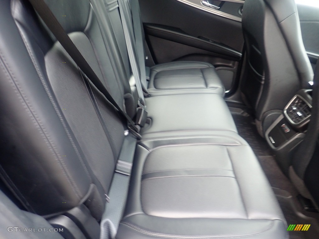 Ebony Interior 2020 Lincoln Nautilus Reserve AWD Photo #146447642