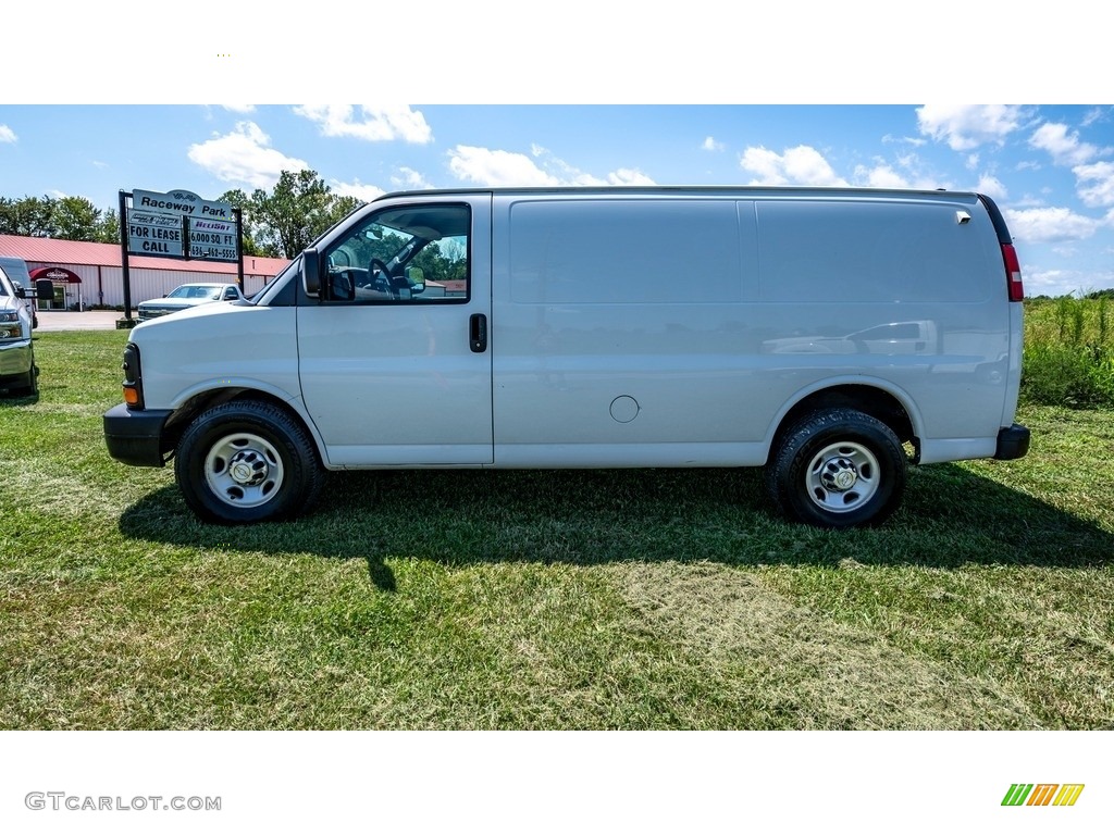 2015 Express 2500 Cargo WT - Summit White / Medium Pewter photo #7