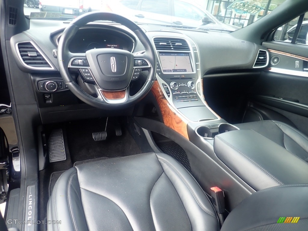 Ebony Interior 2020 Lincoln Nautilus Reserve AWD Photo #146448037