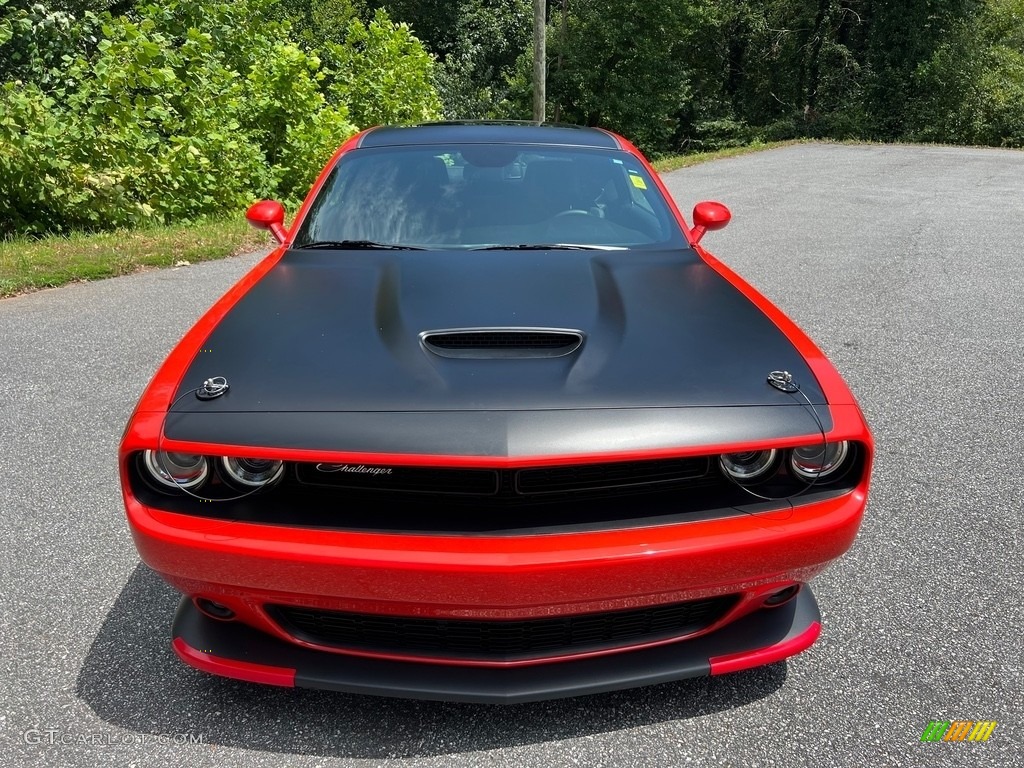 2022 Challenger T/A - Go Mango / Black photo #3